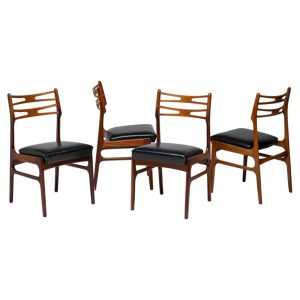 Set of Five Johannes Andersen Dining Room Chairs in Teak and Black Naugahyde