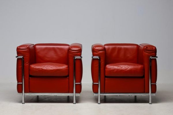 Pair of Oxblood Leather 'LC2' Arm Chairs by Le Corbusier for Cassina, Signed - Image 3