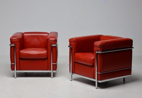 Pair of Oxblood Leather 'LC2' Arm Chairs by Le Corbusier for Cassina, Signed - Image 6