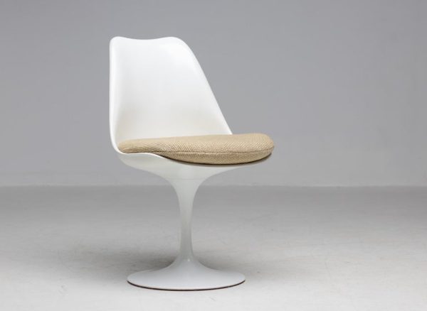 Eero Saarinen for Knoll International Tulip Chair - Image 9
