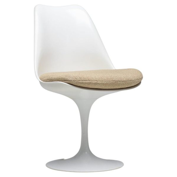 Eero Saarinen for Knoll International Tulip Chair