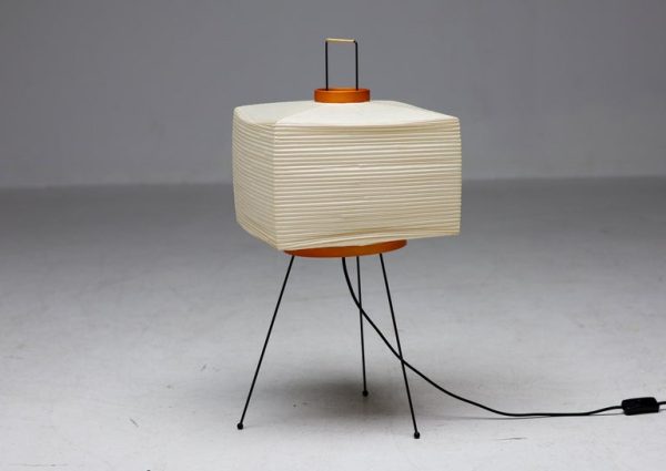 Isamu Noguchi Akari 7A Table Lamp - Image 6