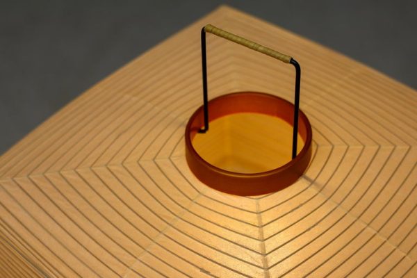 Isamu Noguchi Akari 7A Table Lamp - Image 4