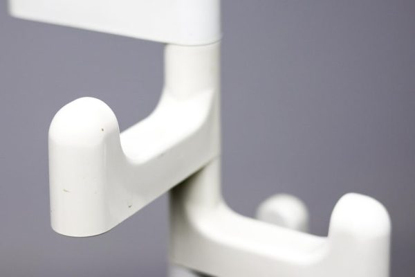 White Mid Century Modern Towel or Coat Rack by Makio Hasuike - Image 9
