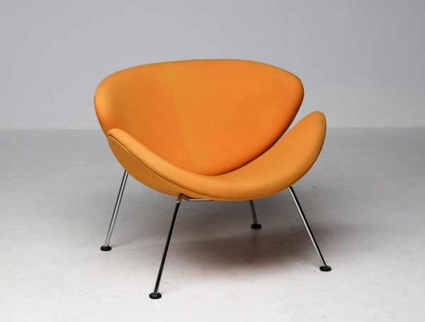 Mid Century Modern Orange Orange Slice Chair by Pierre Paulin - Image 2