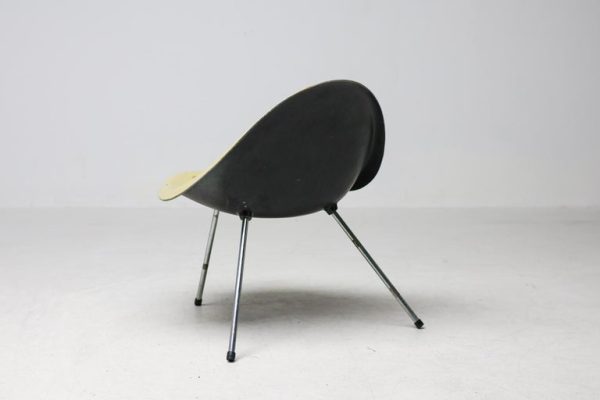 Poul Kjaerholm 1953 Molded Aluminium Chair - Image 2