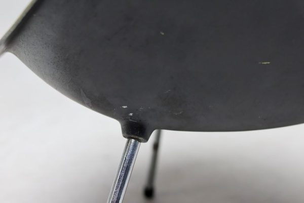 Poul Kjaerholm 1953 Molded Aluminium Chair - Image 9