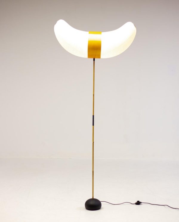 Isamu Noguchi Akari Floor Lamp BB3-33S - Image 2