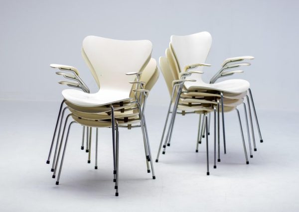 Set of Eight Arne Jacobsen Series Seven Chairs, Fritz Hansen, Denmark, 1973 - Image 8