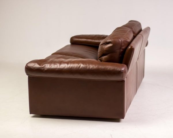 Poltrona Frau Petronio Sofa - Image 13