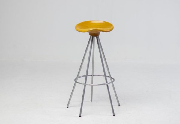 Four Jamaica Beech Bar Stools by Pepe Cortés - Image 13