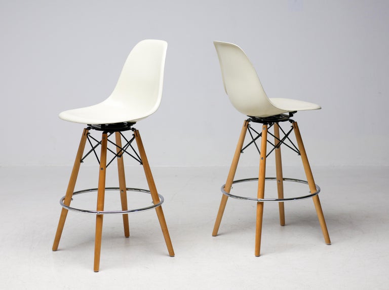 Pair of Herman Miller White Fiberglass Charles & Ray Eames "PSW" Barstools - Image 5