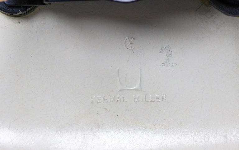 Pair of Herman Miller White Fiberglass Charles & Ray Eames "PSW" Barstools - Image 12