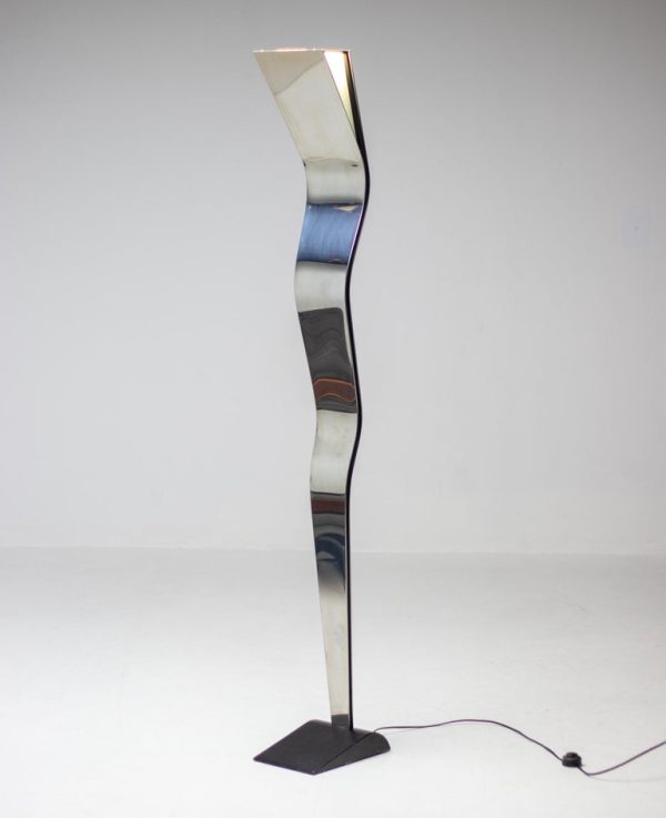 Italian "Mirror Man" Uplighter in Mirror Glass Post Modern Hollywood Recency - Image 11
