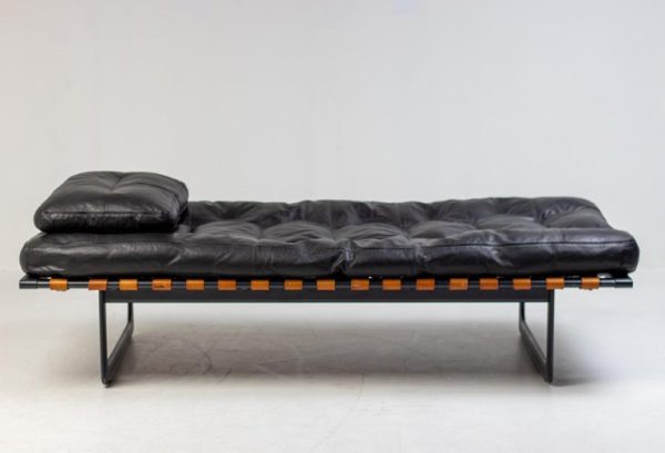 Zanotta "Grand Italia" Black Leather Daybed by De Pas, D'Urbino & Lomazzi - Image 2