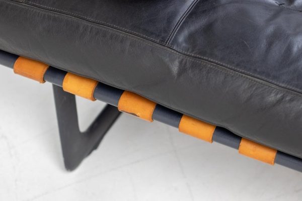 Zanotta "Grand Italia" Black Leather Daybed by De Pas, D'Urbino & Lomazzi - Image 6