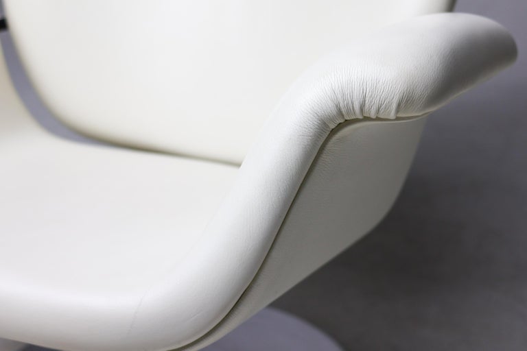 Artifort Tulip F545 Lounge Chair by Pierre Paulin, White Leather - Image 7