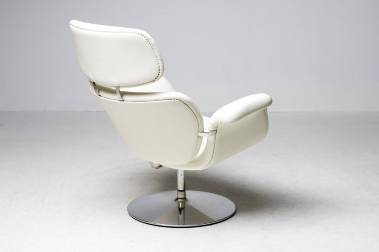 Artifort Tulip F545 Lounge Chair by Pierre Paulin, White Leather - Image 10