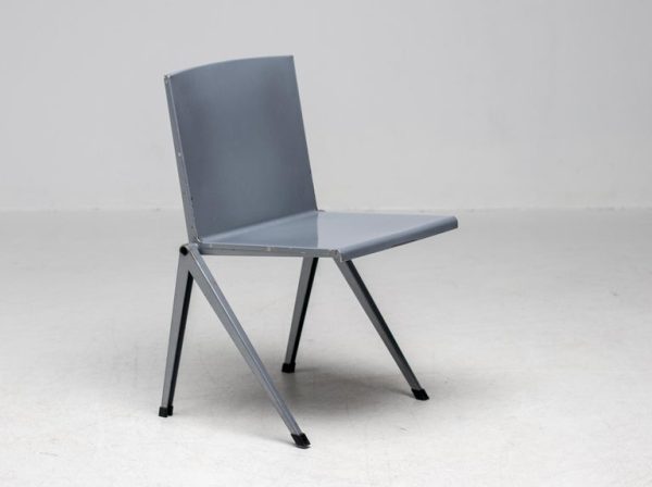 Gerrit Rietveld Mondial Chairs - Image 2