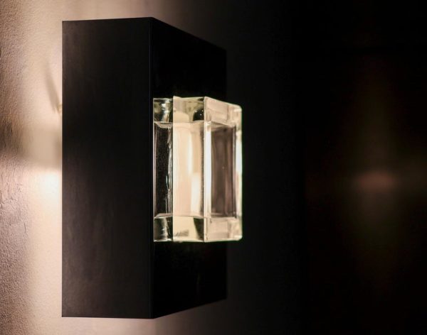 Architectural Italian Wall Lamp - Image 3