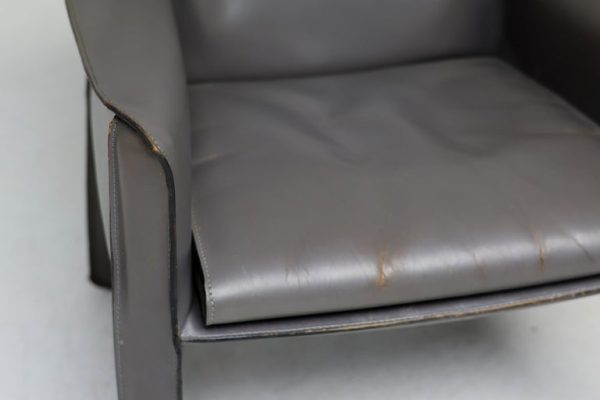 Pair of Early Elephant Hide Grey Cassina Cab 414 Lounge Chairs by Mario Bellini - Image 13
