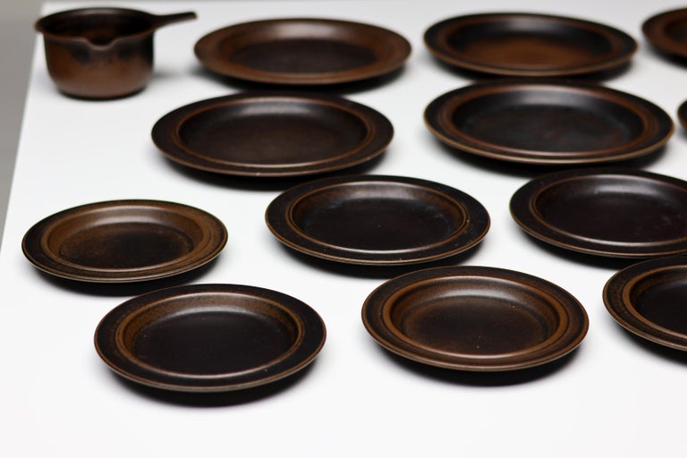 19-Piece Arabia Ruska Set – 1970s Finnish Earth & Fire - Image 5