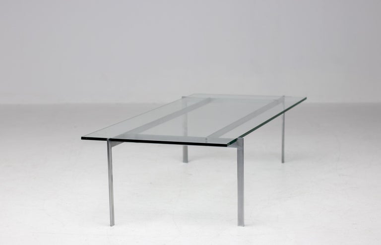 Architectural Rectangular Coffee Table in Steel and Glass - Image 9