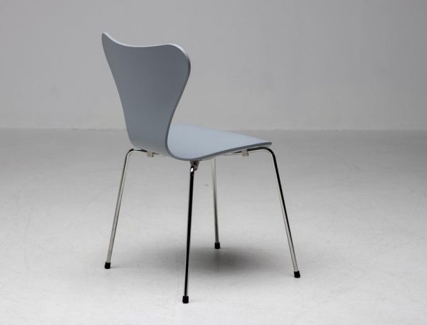 Maarten Baas Signed Limited Edition Arne Jacobsen Series 7 Chair - Image 2
