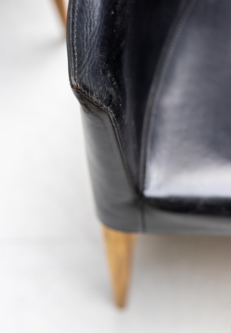 Set of Four Vela Leather Armchairs by Carlo Bartoli – Italian Modern Elegance - Image 4