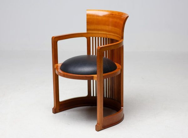 Cassina Taliesin Dining Table with 4 Barrel Chairs by Frank Lloyd Wright - Image 14