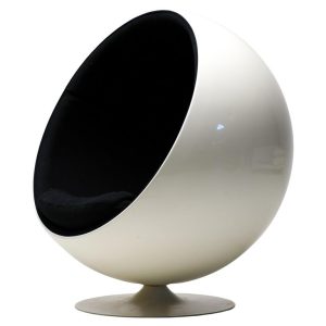 Eero Aarnio "Ball Chair" – Iconic Mid-Century Modern Design