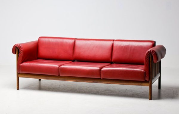 Johannes Andersen Danish Mid Century Modern Rosewood Sofa in Bordeaux leather - Image 5