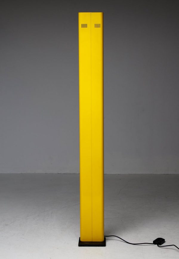 Bright Yellow Italian Floor Lamp by Gianfranco Frattini, 1970s - Image 10