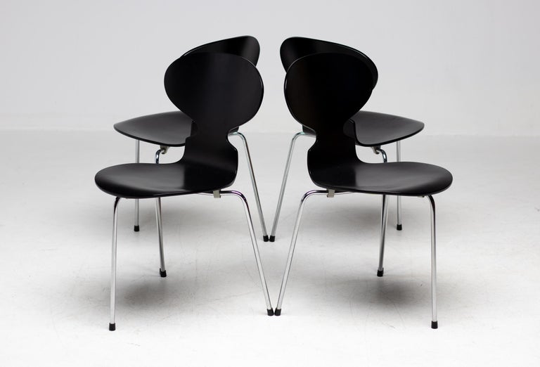 Set of Four 3100 "Ant” Chairs — Arne Jacobsen for Fritz Hansen, Denmark - Image 11