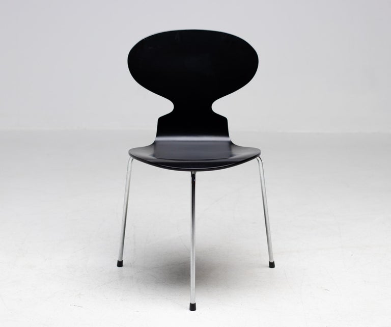 Set of Four 3100 "Ant” Chairs — Arne Jacobsen for Fritz Hansen, Denmark - Image 2