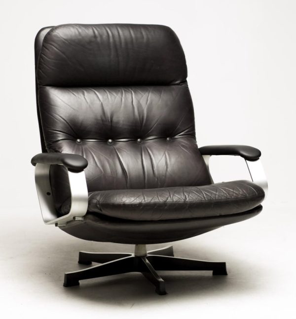 Mid-Century Modern Aluminum & Black Leather Lounge Chair – Mad Men Style Comfort - Image 10