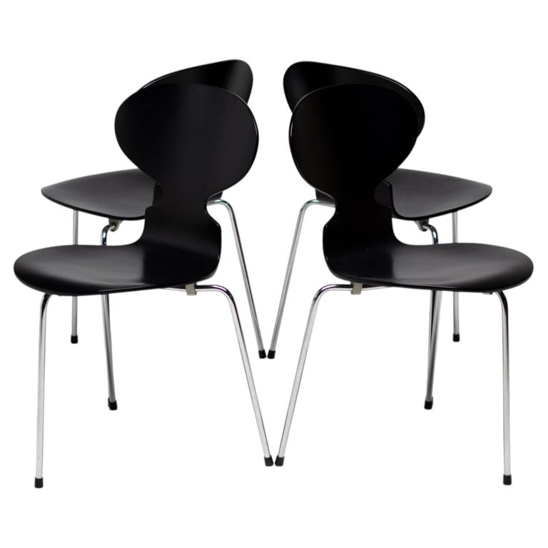 Set of Four 3100 "Ant” Chairs — Arne Jacobsen for Fritz Hansen, Denmark