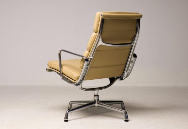 Bespoke Charles & Ray Eames Sand Leather EA216 Lounge Chairs - Image 4