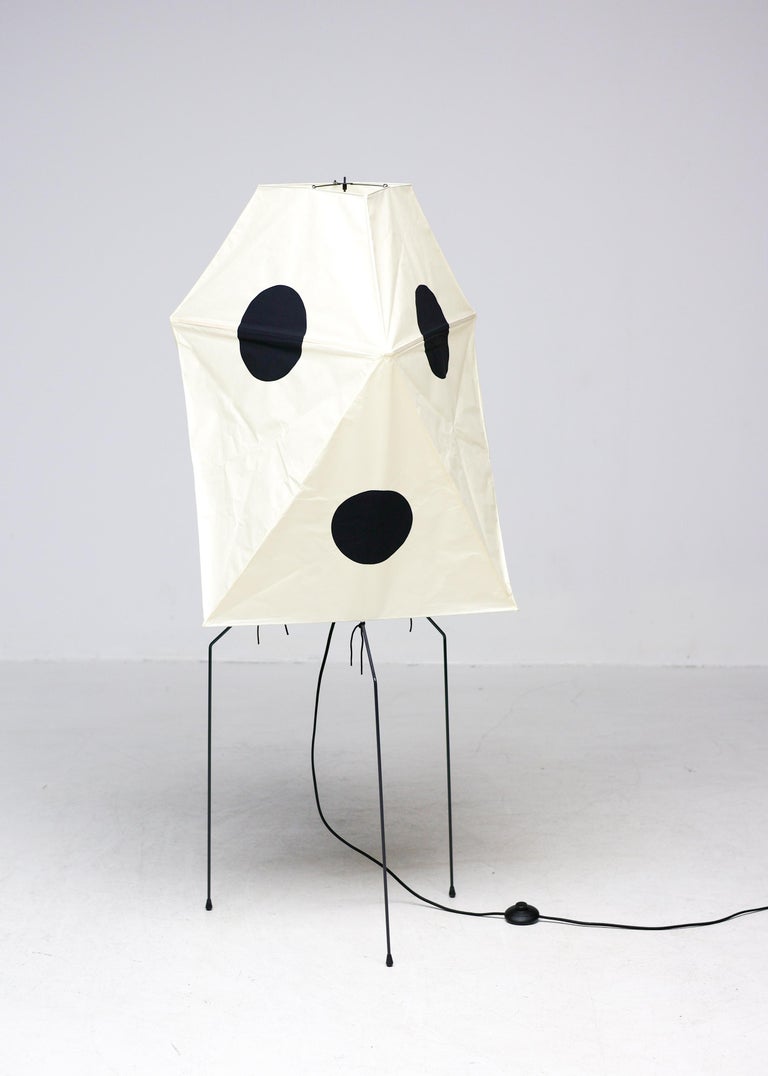 Isamu Noguchi Akari UF-3Q Light Sculpture, Handmade Washi Paper, Japan - Image 3