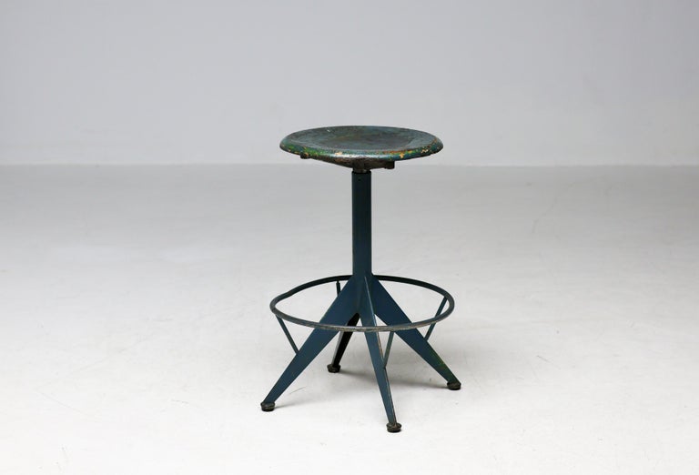 Mid-Century Industrial Adjustable Green Stool by Mautren, Italy, 1960 - Image 3